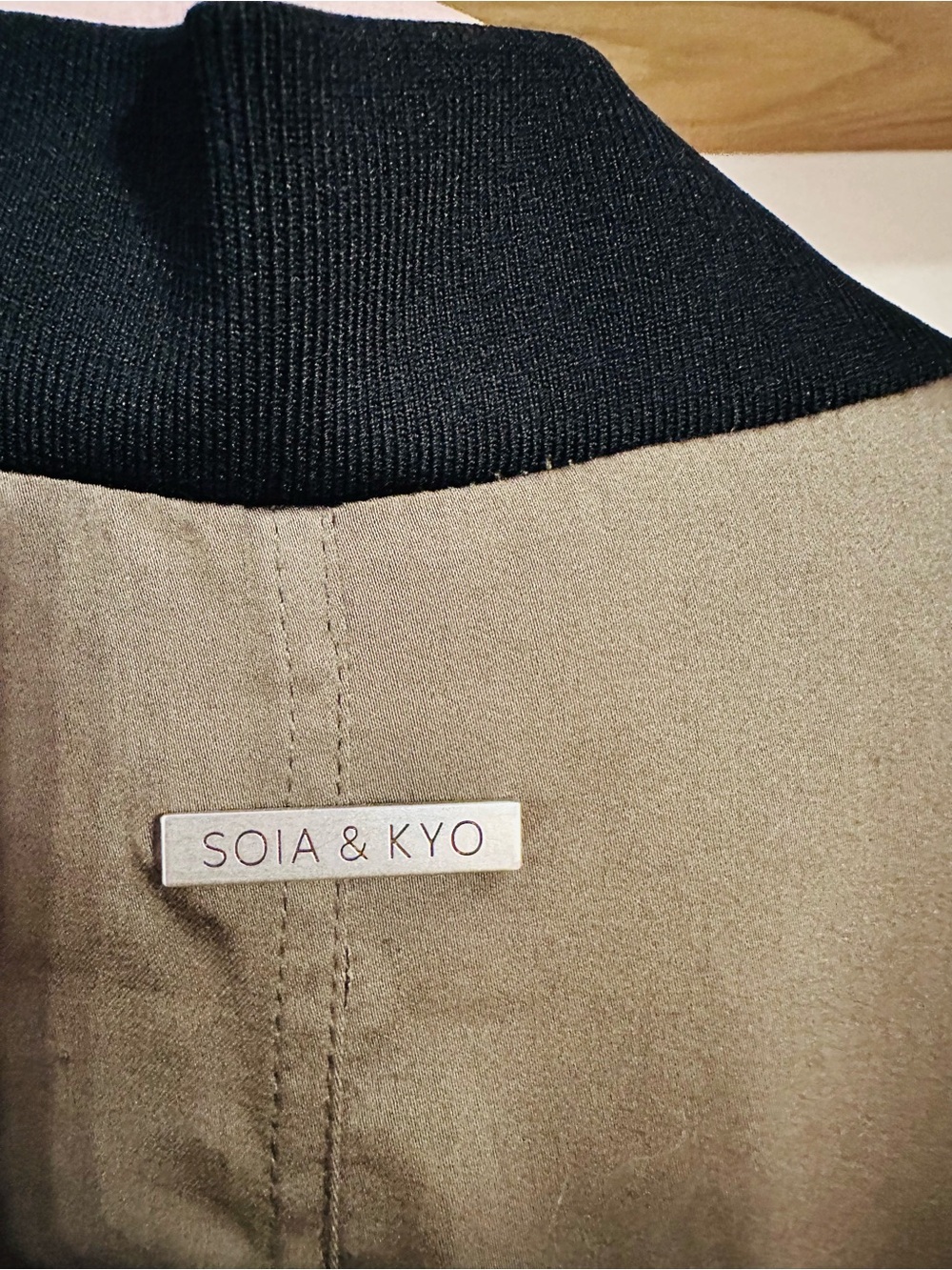 Soia & Kyo Bia Bonsai Long Bomber Two-Tone Olive and Black Coat L - Picture 12 of 16